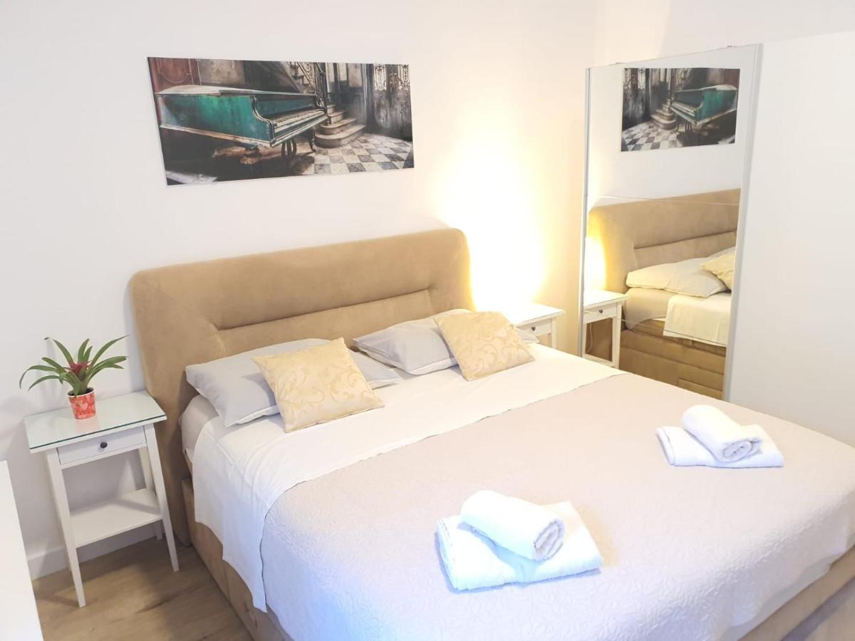 Apartments Anica & Gabriela Makarska Exterior foto